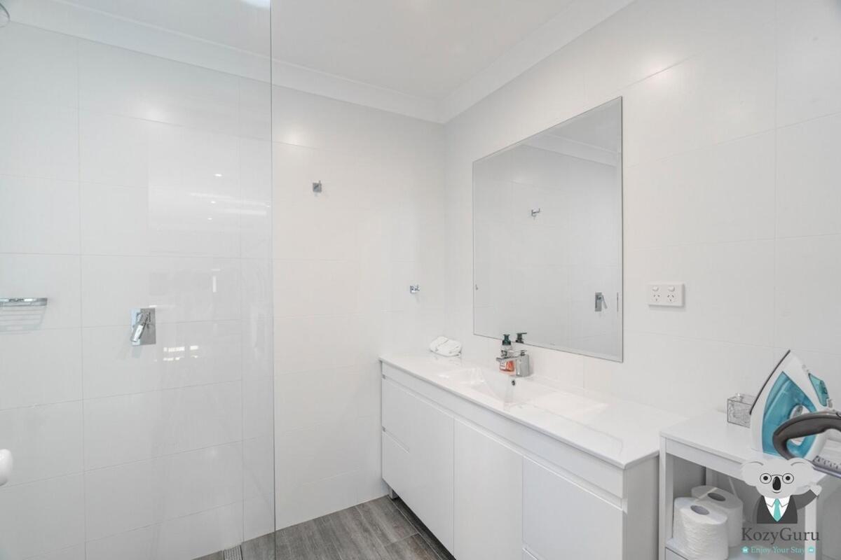 Kozyguru | Rose Bay | Charming House Near Holiday home Sydney